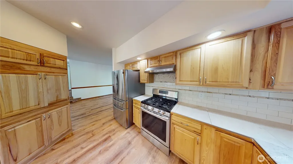 715 N Waugh Road Mount Vernon WA 98273