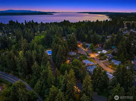 604 S 302nd Street Federal Way WA 98003