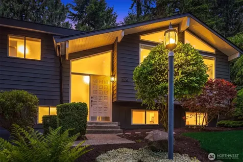 604 S 302nd Street Federal Way WA 98003
