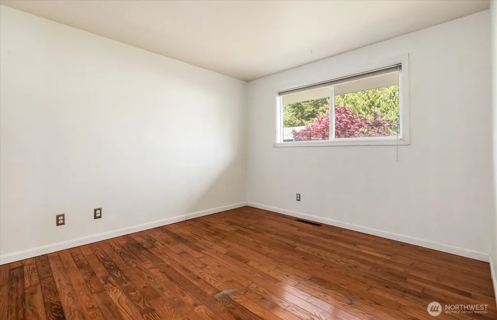 188 SW 8th Avenue Oak Harbor WA 98277