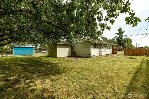 188 SW 8th Avenue Oak Harbor WA 98277