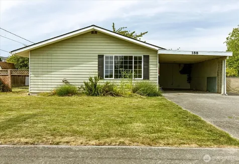 188 SW 8th Avenue Oak Harbor WA 98277