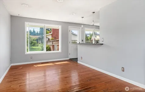 188 SW 8th Avenue Oak Harbor WA 98277