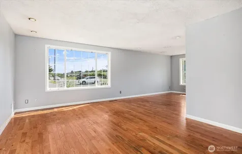 188 SW 8th Avenue Oak Harbor WA 98277