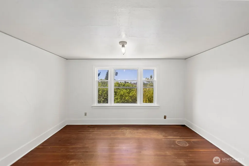 2415 Queen Anne Avenue N Seattle WA 98109
