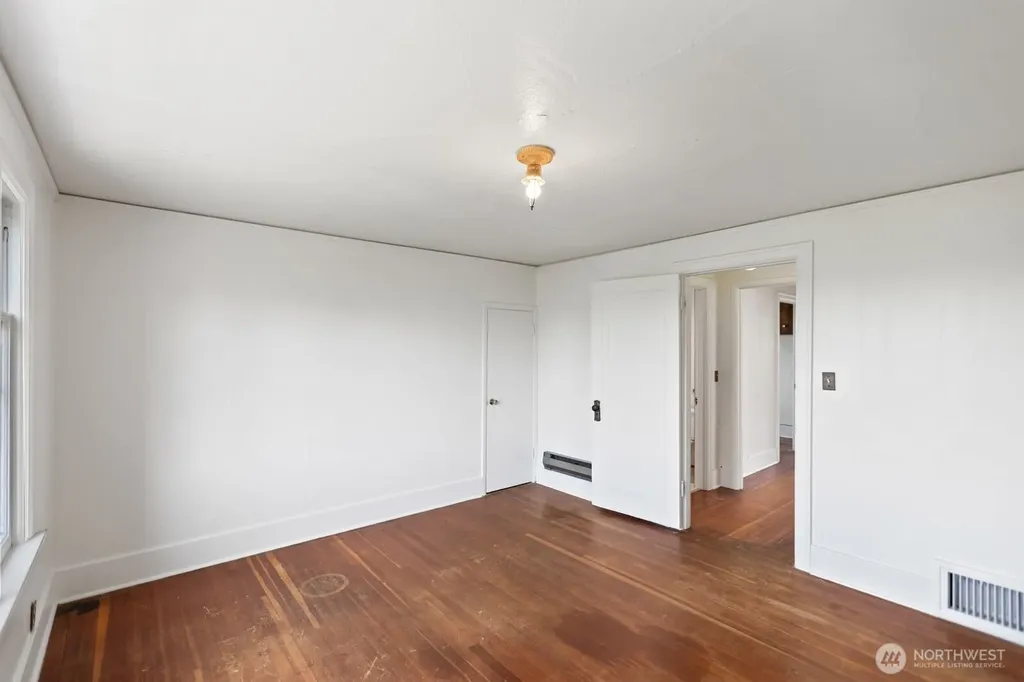 2415 Queen Anne Avenue N Seattle WA 98109