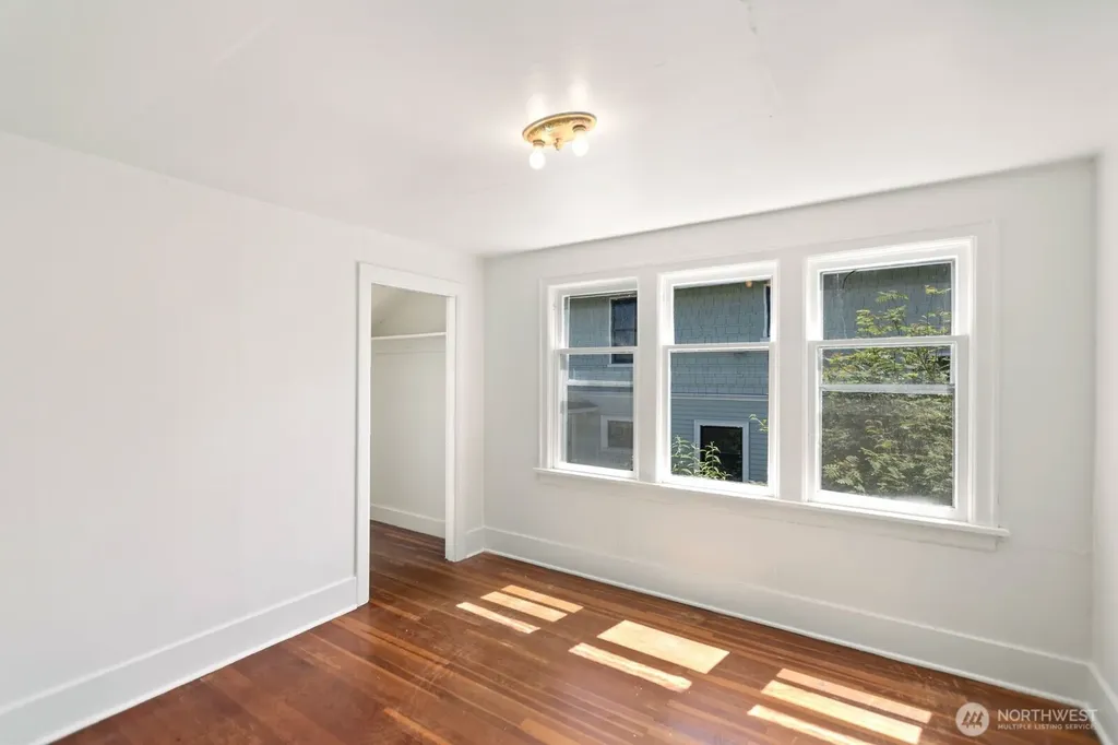 2415 Queen Anne Avenue N Seattle WA 98109