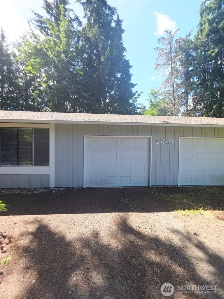 2607 44th Avenue NW Olympia WA 98502