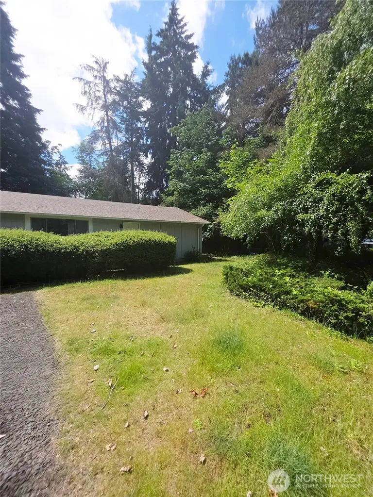 2607 44th Avenue NW Olympia WA 98502