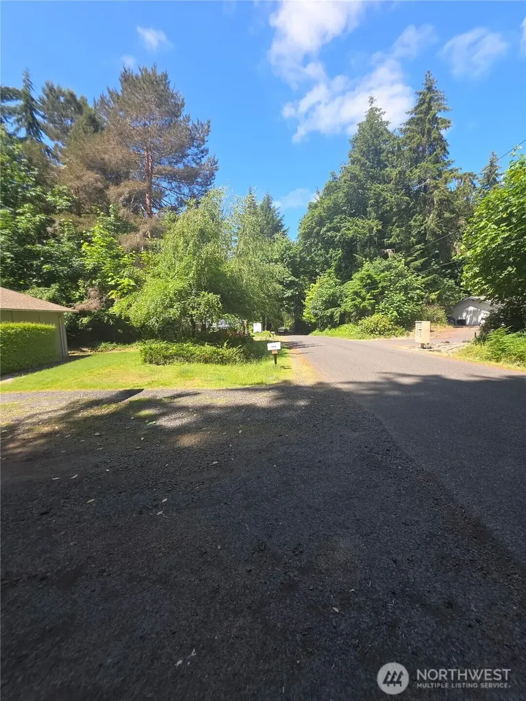 2607 44th Avenue NW Olympia WA 98502