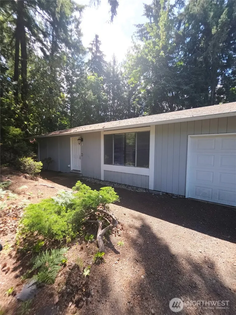2607 44th Avenue NW Olympia WA 98502