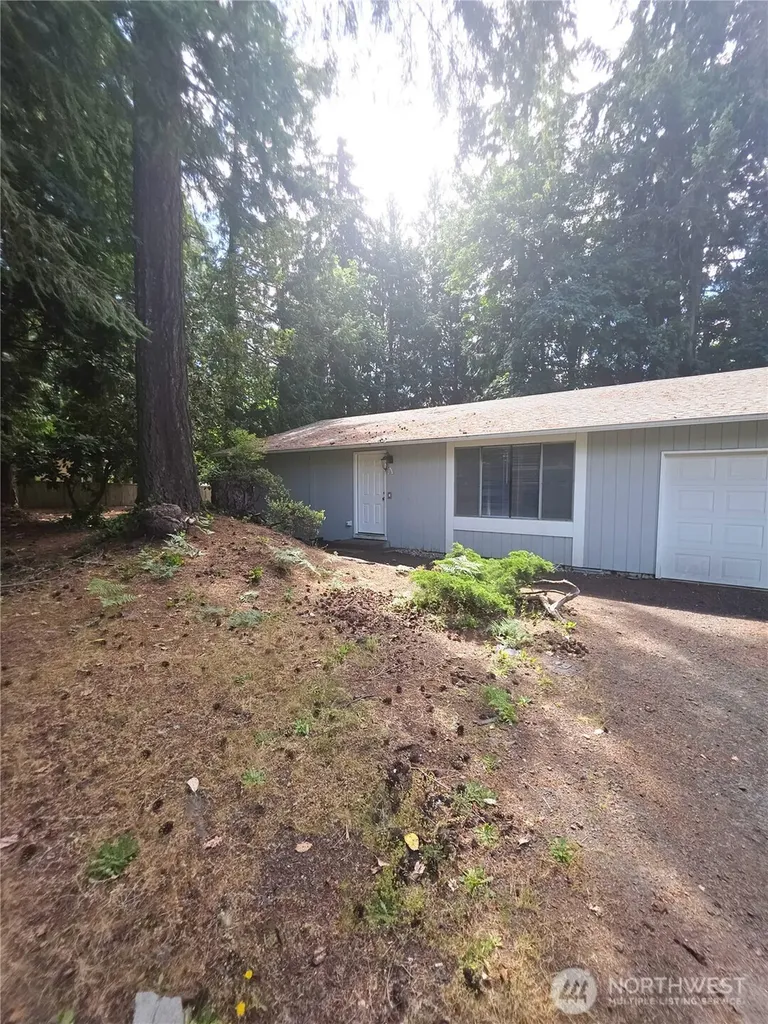 2607 44th Avenue NW Olympia WA 98502