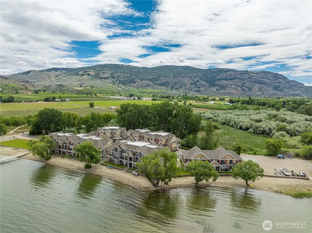 30 Sandalia Court Oroville WA 98844