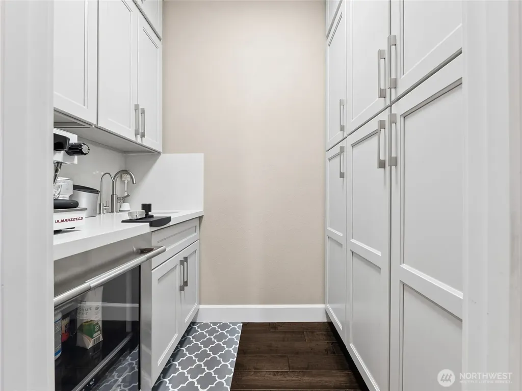 2015 186th Avenue E Lake Tapps WA 98391