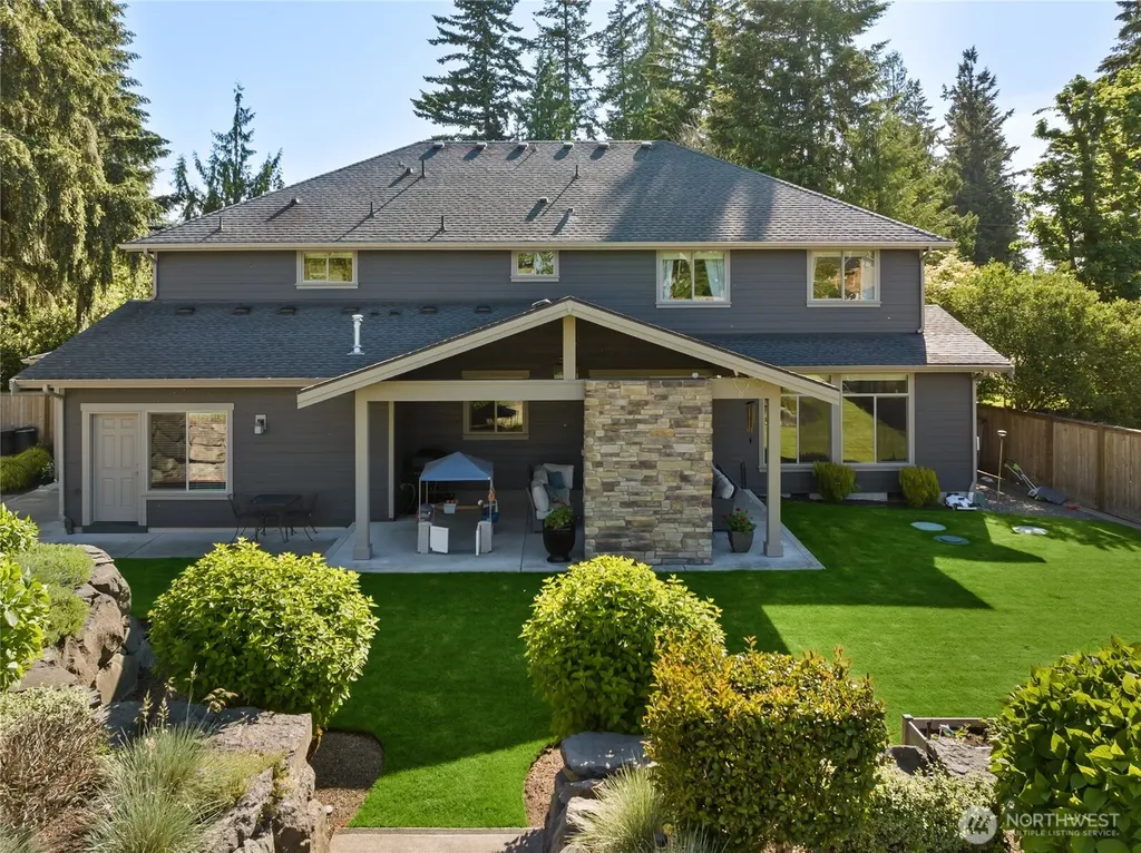 2015 186th Avenue E Lake Tapps WA 98391