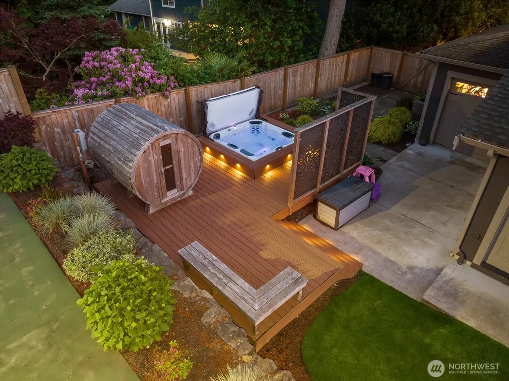 2015 186th Avenue E Lake Tapps WA 98391