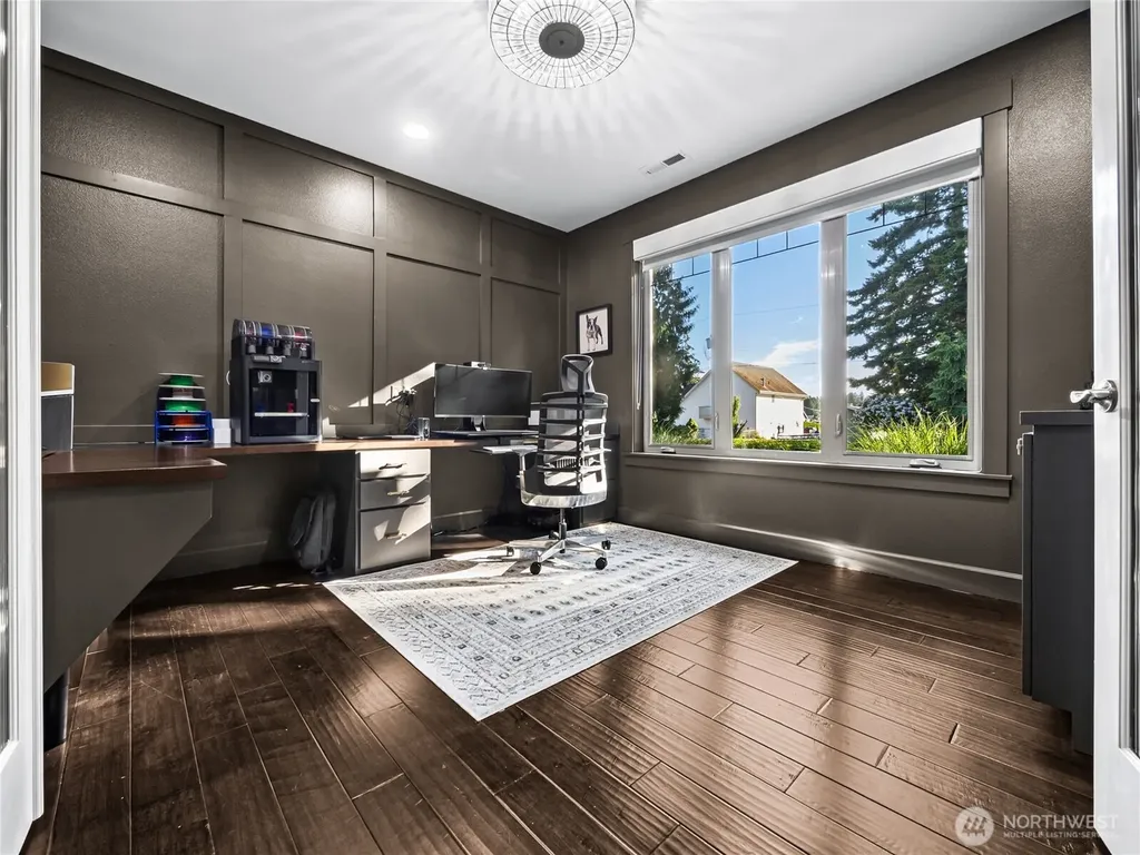 2015 186th Avenue E Lake Tapps WA 98391