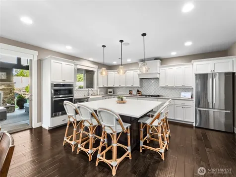 2015 186th Avenue E Lake Tapps WA 98391