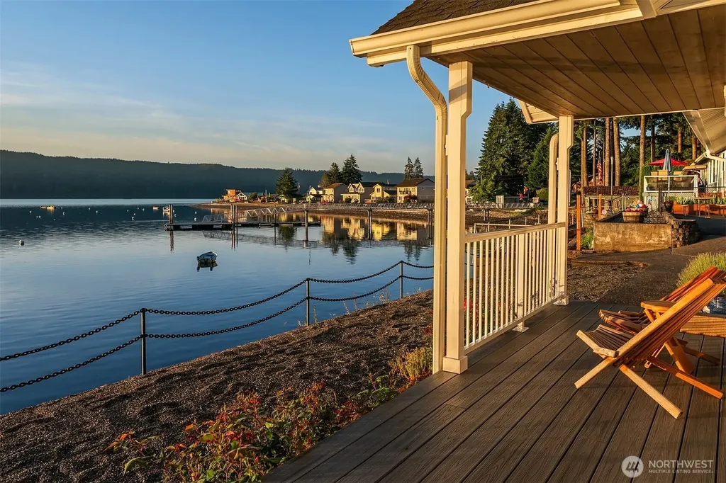 130 N Bennett Lane Lilliwaup WA 98555