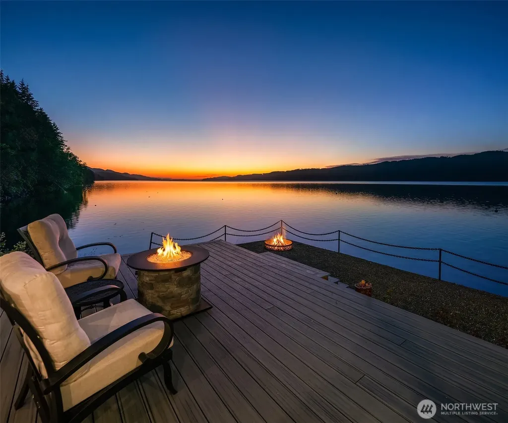 130 N Bennett Lane Lilliwaup WA 98555