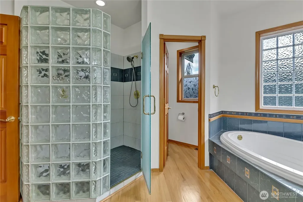 6725 Mirror Court SE Olympia WA 98513