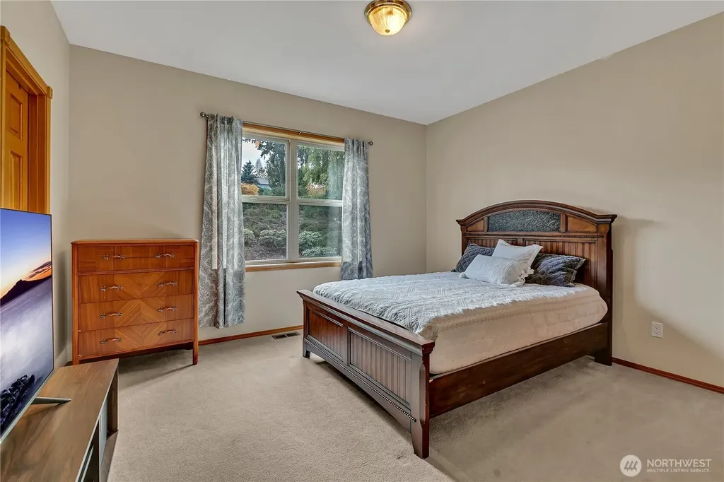 6725 Mirror Court SE Olympia WA 98513