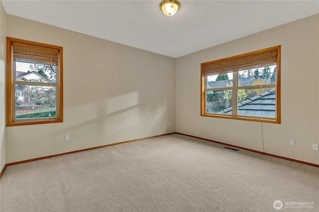 6725 Mirror Court SE Olympia WA 98513