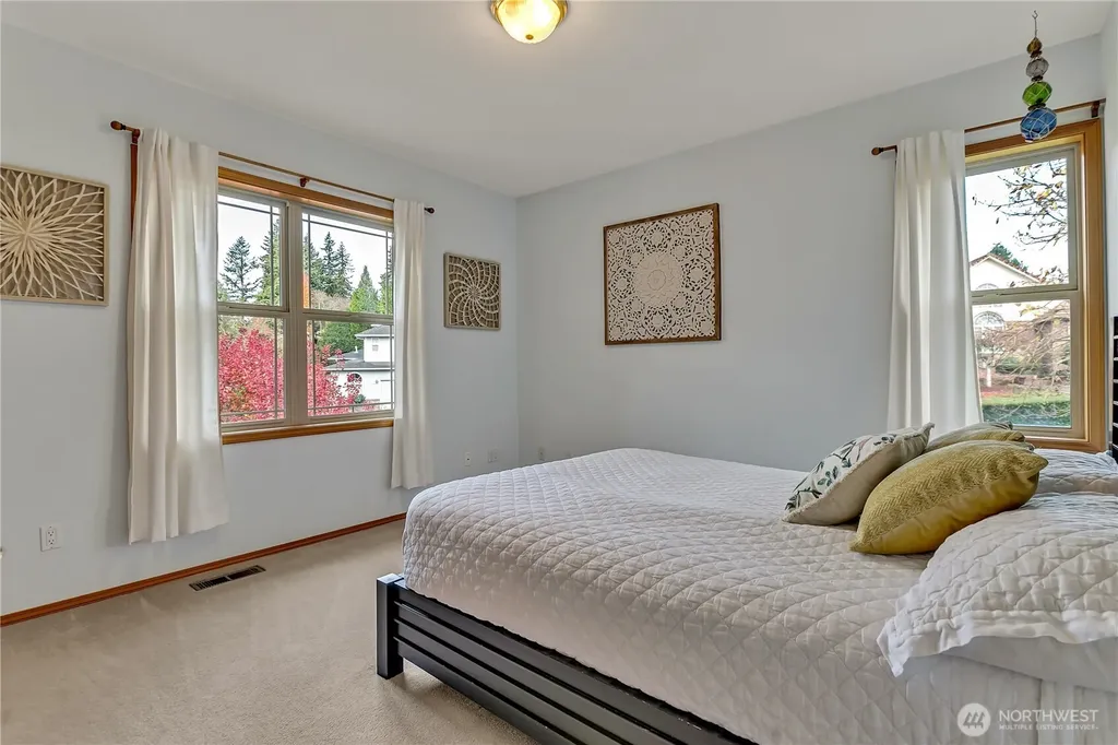 6725 Mirror Court SE Olympia WA 98513