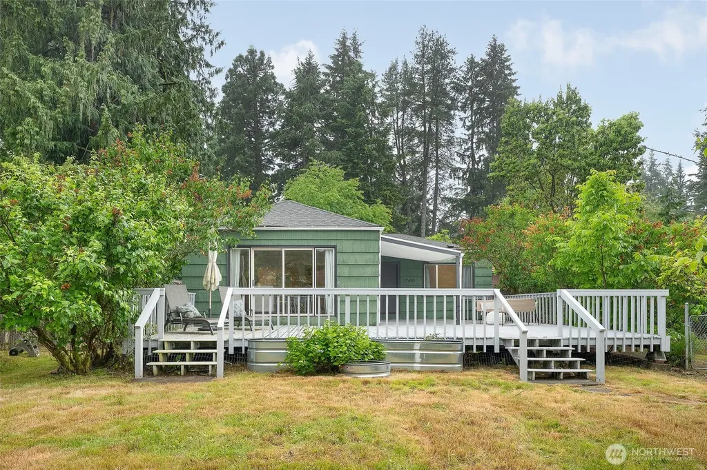 17633 10th Avenue NE Shoreline WA 98155