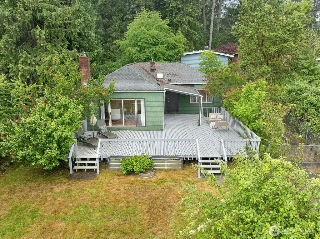 17633 10th Avenue NE Shoreline WA 98155