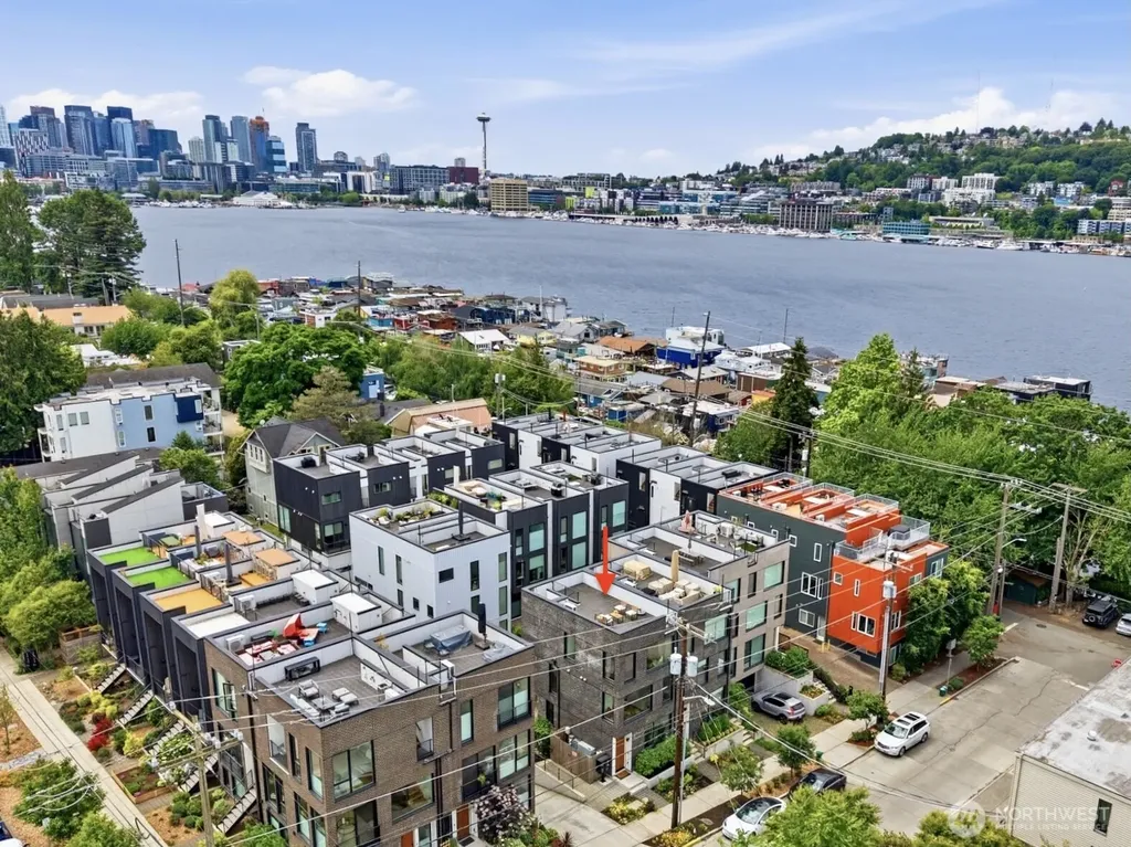 69 E Lynn Street Seattle WA 98102