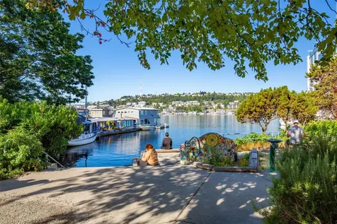 69 E Lynn Street Seattle WA 98102