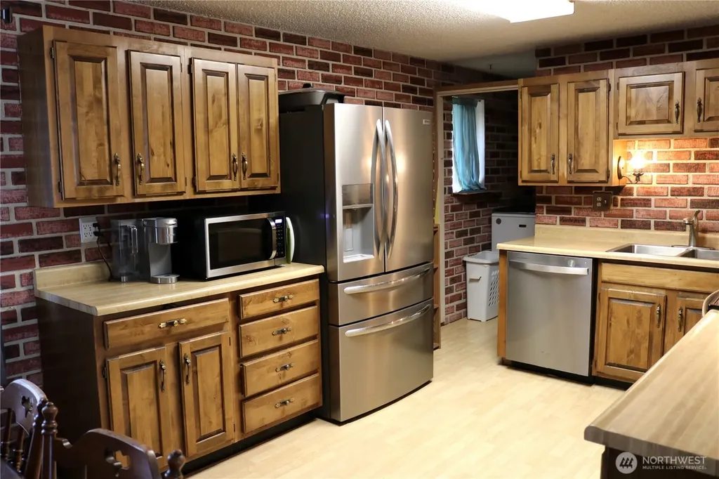 135 Eveline Street Pateros WA 98841