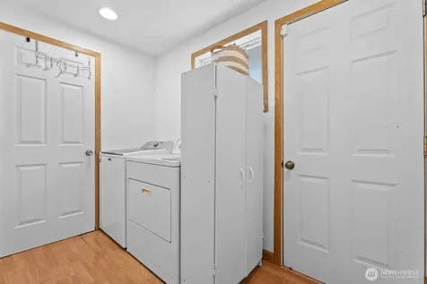 4240 S Rose Street Seattle WA 98118