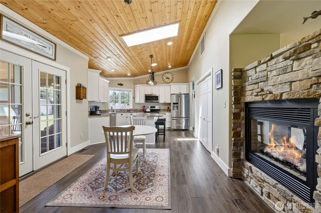 9156 Old Olympic Highway Sequim WA 98382
