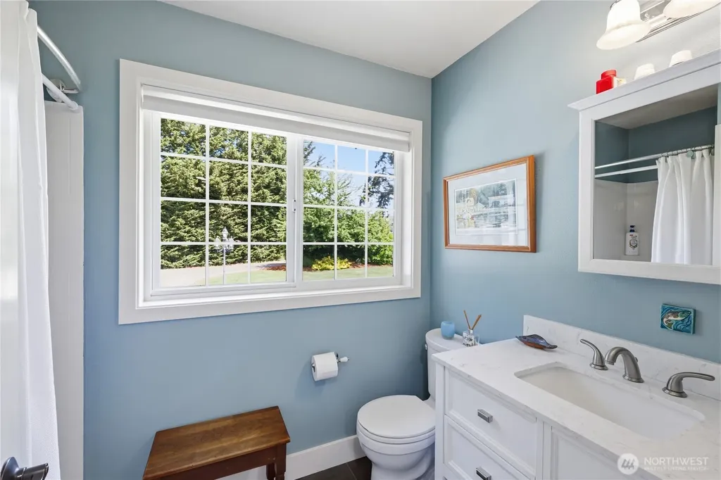 9156 Old Olympic Highway Sequim WA 98382