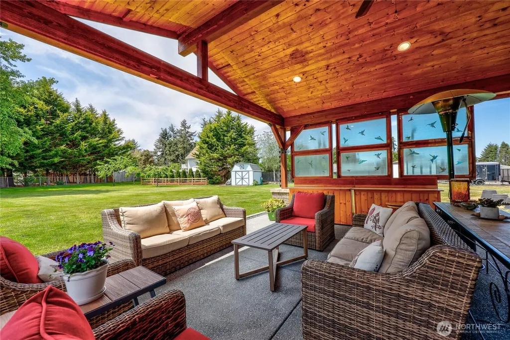 9156 Old Olympic Highway Sequim WA 98382