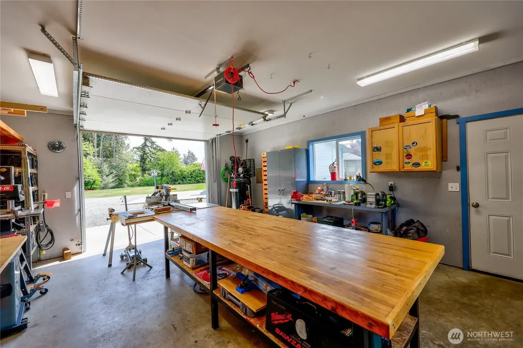 9156 Old Olympic Highway Sequim WA 98382