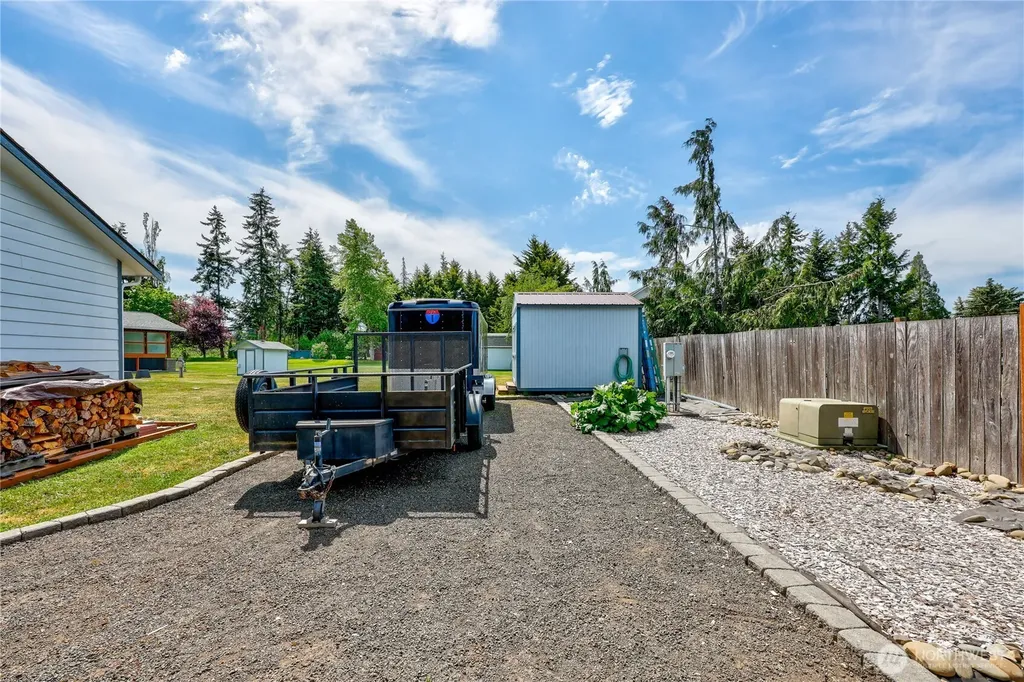 9156 Old Olympic Highway Sequim WA 98382