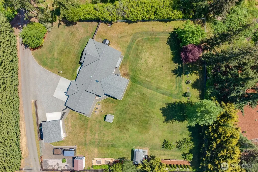 9156 Old Olympic Highway Sequim WA 98382