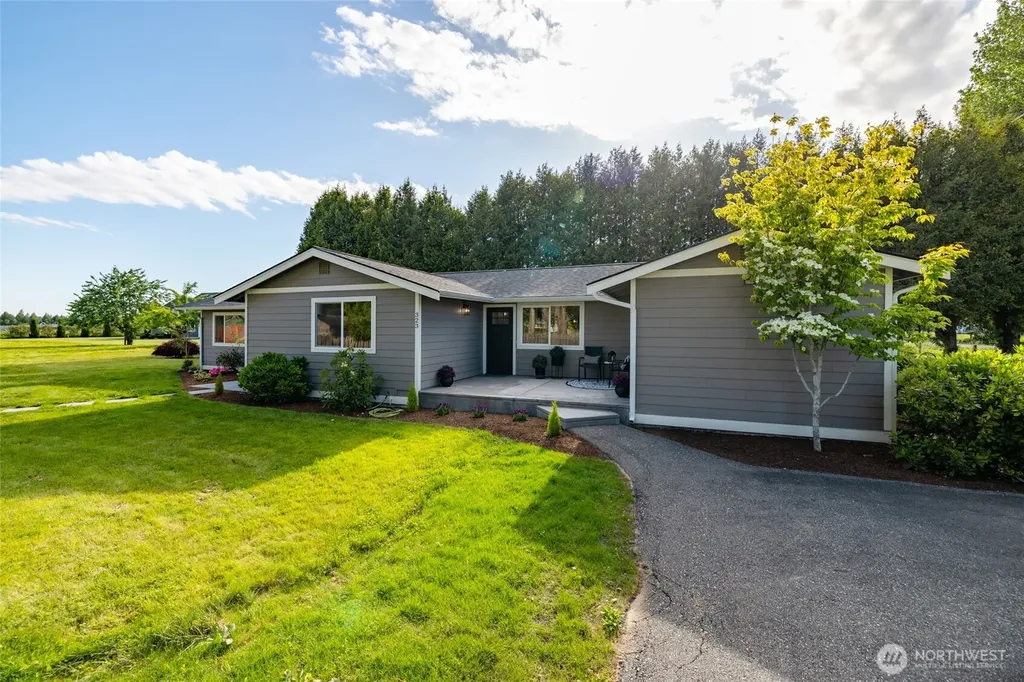 323 W King Tut Road Bellingham WA 98226