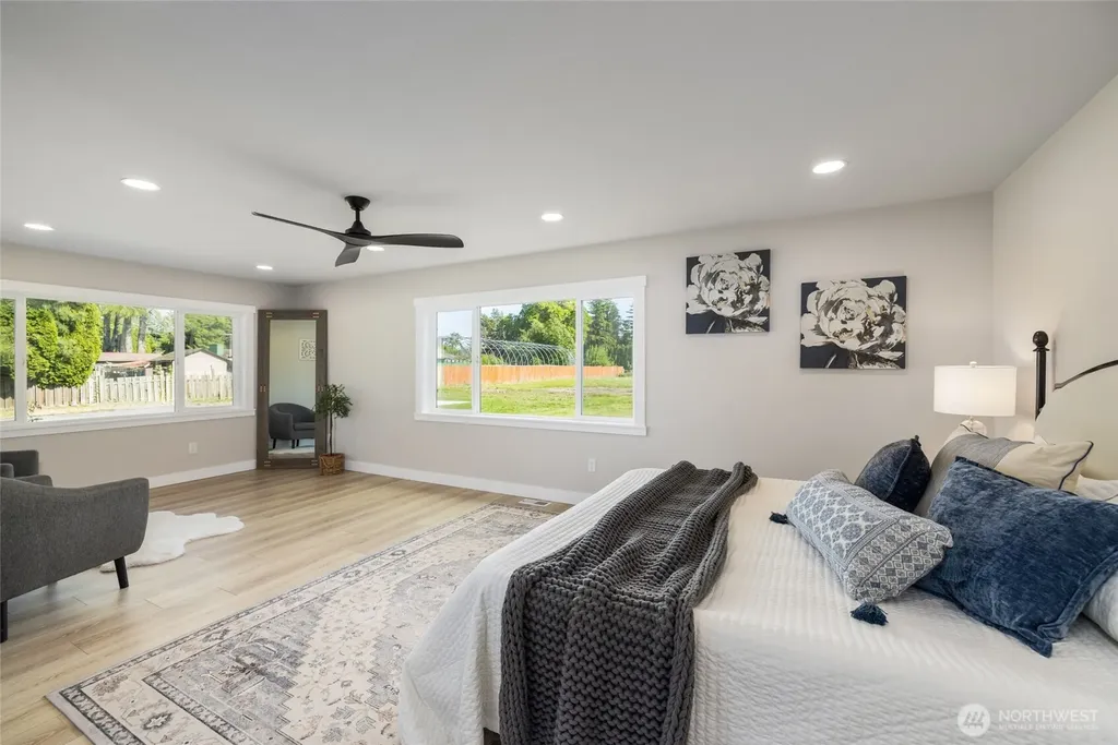 323 W King Tut Road Bellingham WA 98226