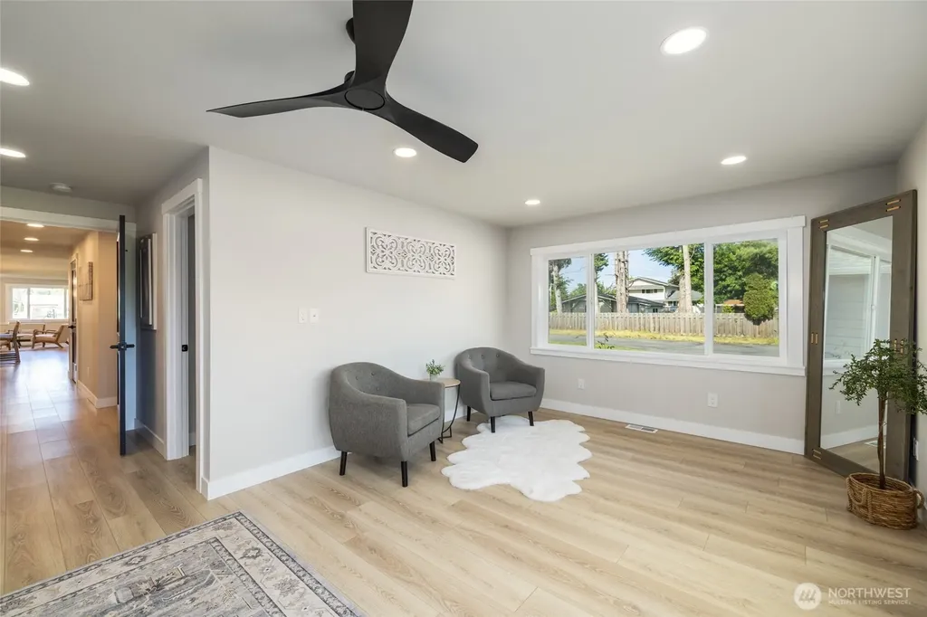 323 W King Tut Road Bellingham WA 98226