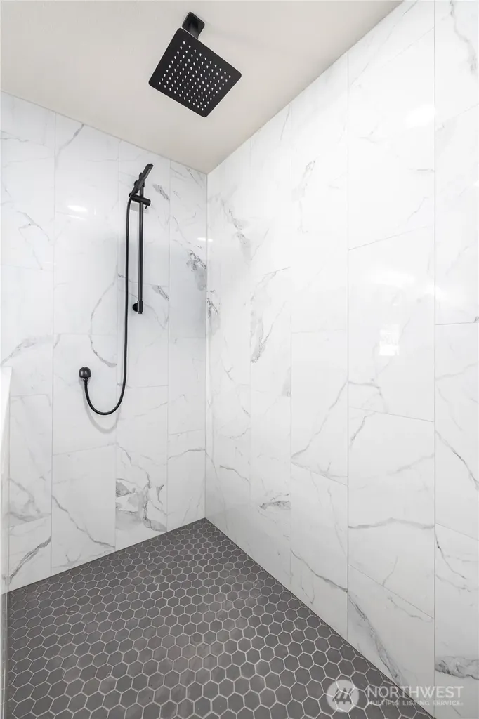 323 W King Tut Road Bellingham WA 98226