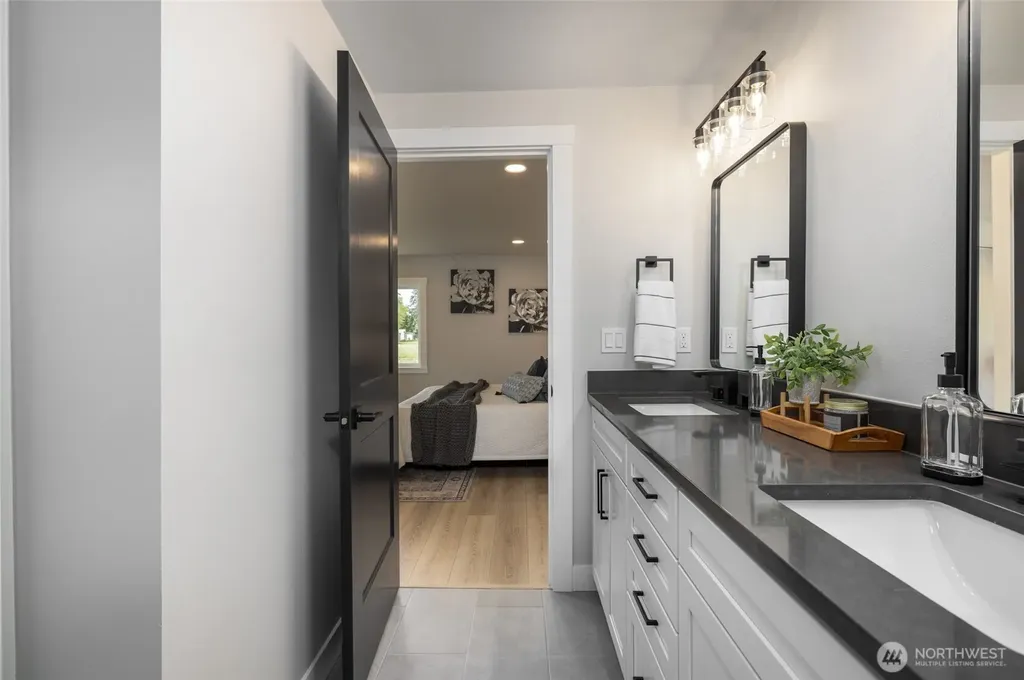 323 W King Tut Road Bellingham WA 98226