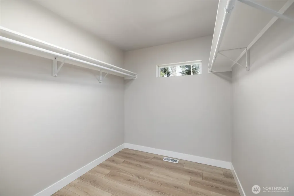 323 W King Tut Road Bellingham WA 98226