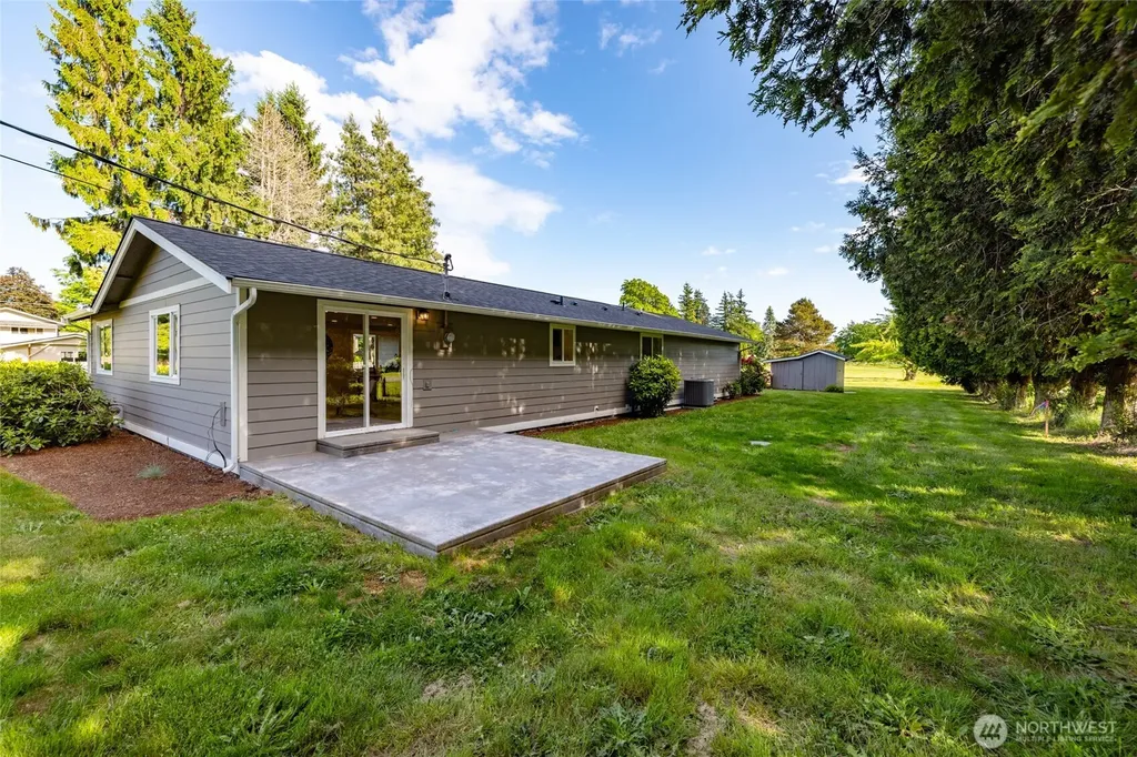 323 W King Tut Road Bellingham WA 98226