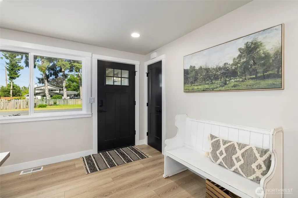 323 W King Tut Road Bellingham WA 98226