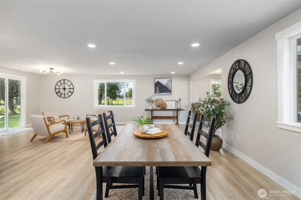 323 W King Tut Road Bellingham WA 98226