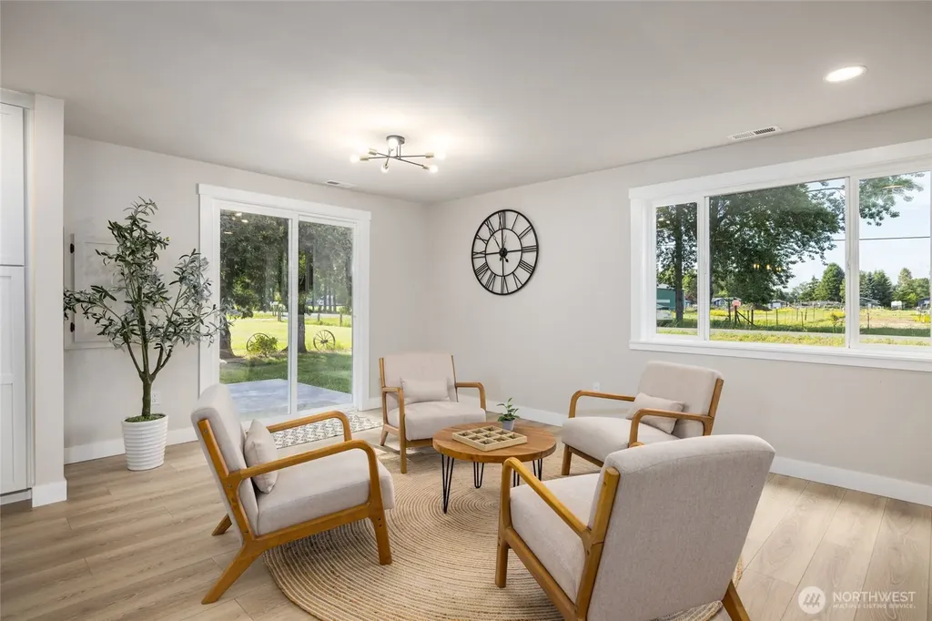 323 W King Tut Road Bellingham WA 98226